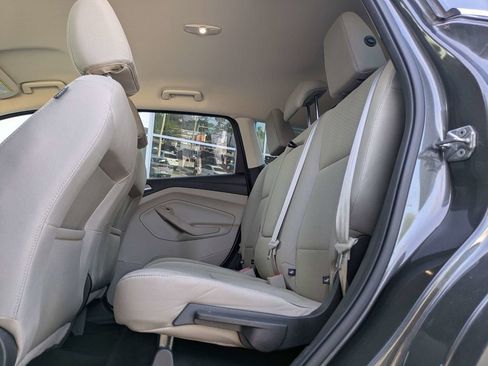 Used 2017 Ford Escape SE AWD/4WD image 17