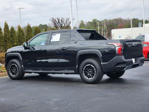 Used 2026 Chevrolet Silverado EV Trail Boss image 10