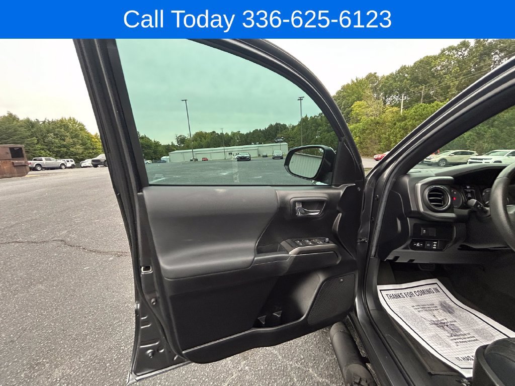 Used 2022 Toyota Tacoma TRD Off-Road w/ TRD Premium Off Road Package RWD image 20