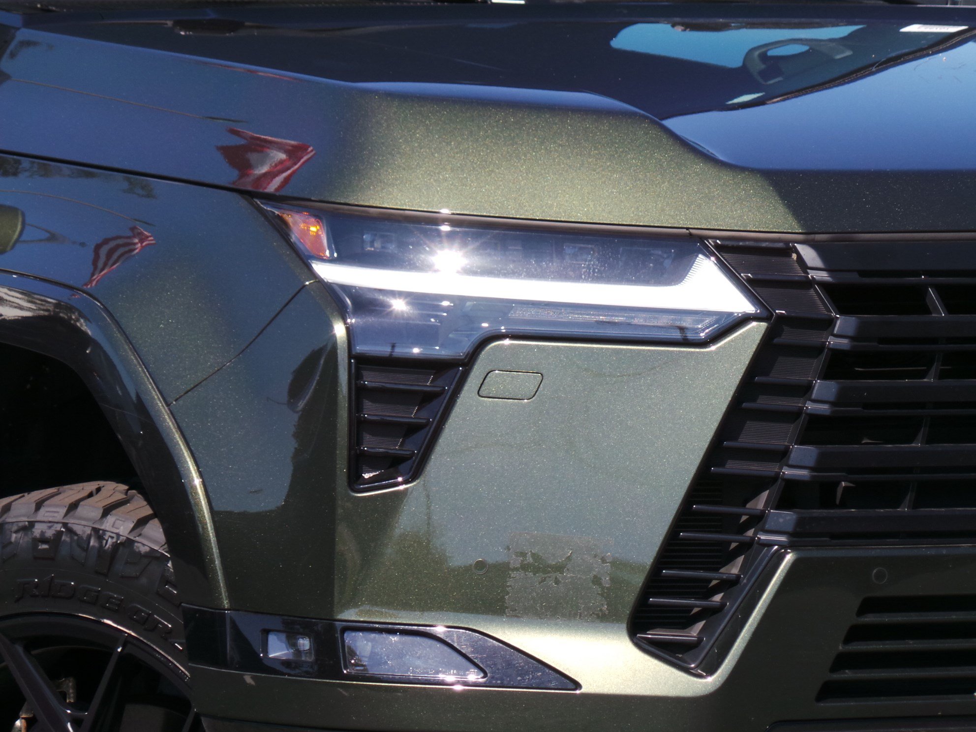 Used 2025 Lexus GX 550 w/ Accessory Package (2T) AWD/4WD image 22