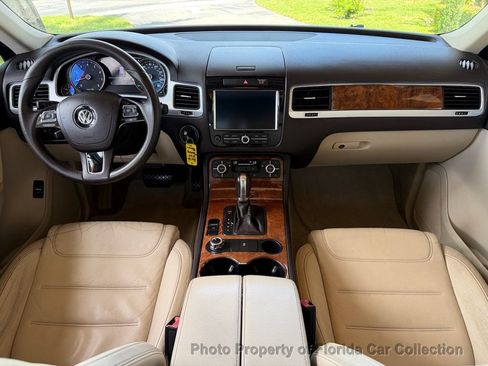 Used 2012 Volkswagen Touareg VR6 AWD/4WD image 43