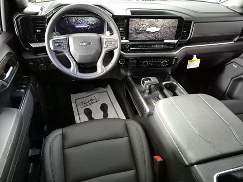 New 2026 Chevrolet Silverado 1500 LT Trail Boss w/ Convenience Package II image 10