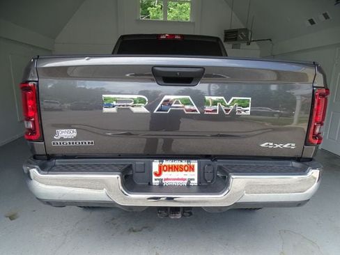 Certified 2026 RAM 2500 Big Horn AWD/4WD image 19