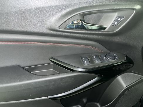 Used 2024 Chevrolet Trax RS w/ Driver Confidence Package FWD image 13