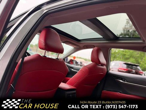 Used 2019 Toyota Camry XSE FWD image 20