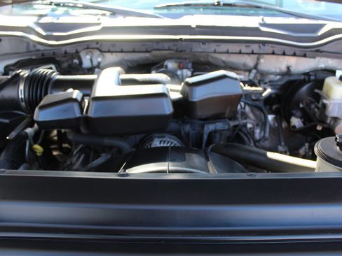 Used 2017 Ford F250 XL w/ XL Value Package image 9