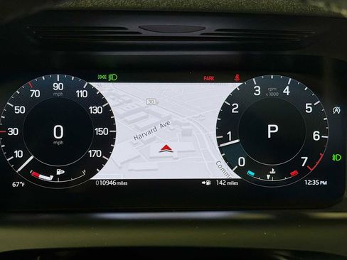 Used 2024 Land Rover Discovery Sport Dynamic SE image 12