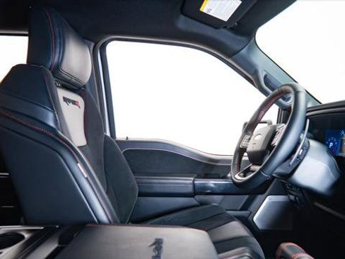 Used 2025 Ford F150 Lariat AWD/4WD image 40