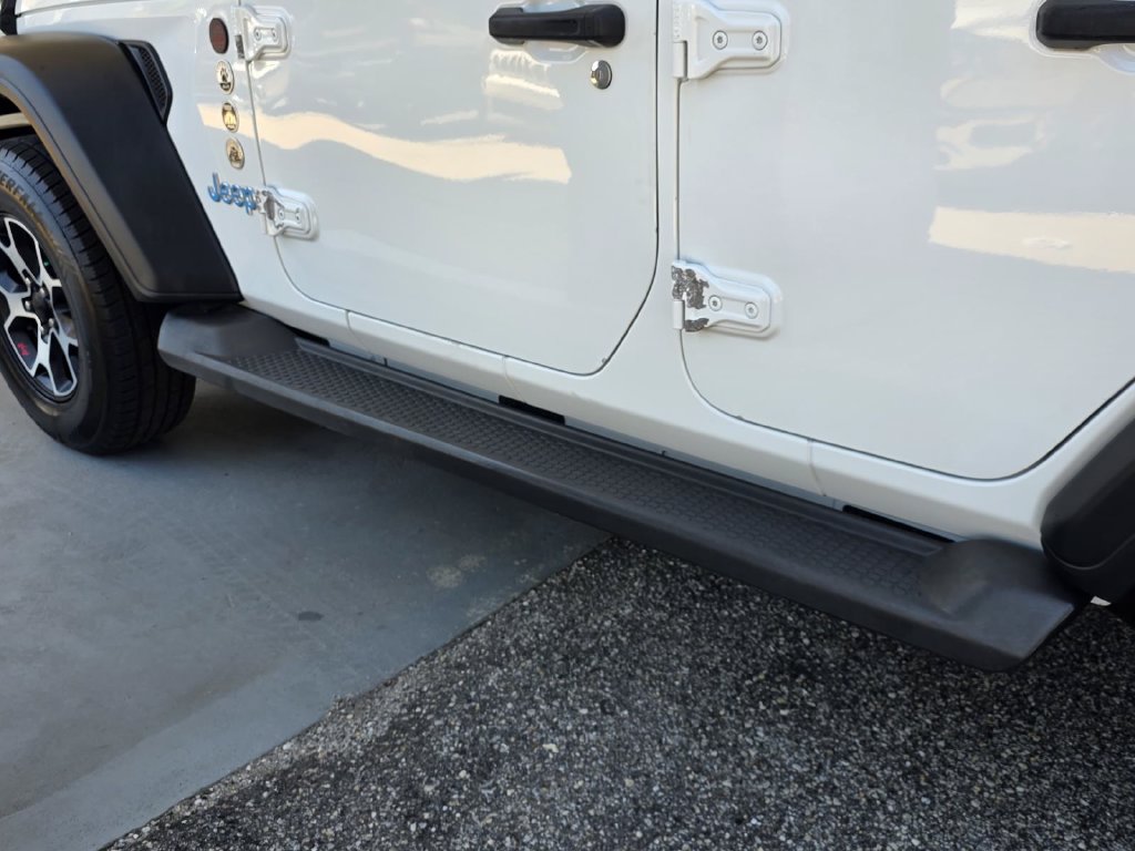 Certified 2019 Jeep Wrangler Unlimited Sport S AWD/4WD image 25