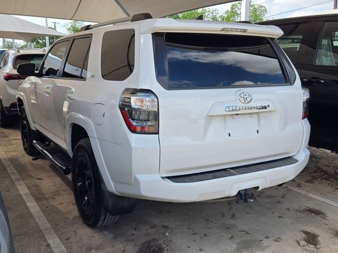 Used 2020 Toyota 4Runner SR5 RWD image 5