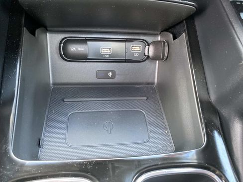 Used 2022 Kia Telluride S AWD/4WD image 15