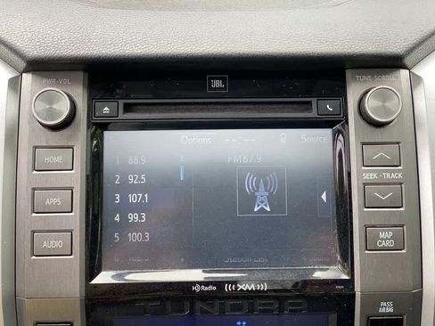 Used 2018 Toyota Tundra Platinum AWD/4WD image 19
