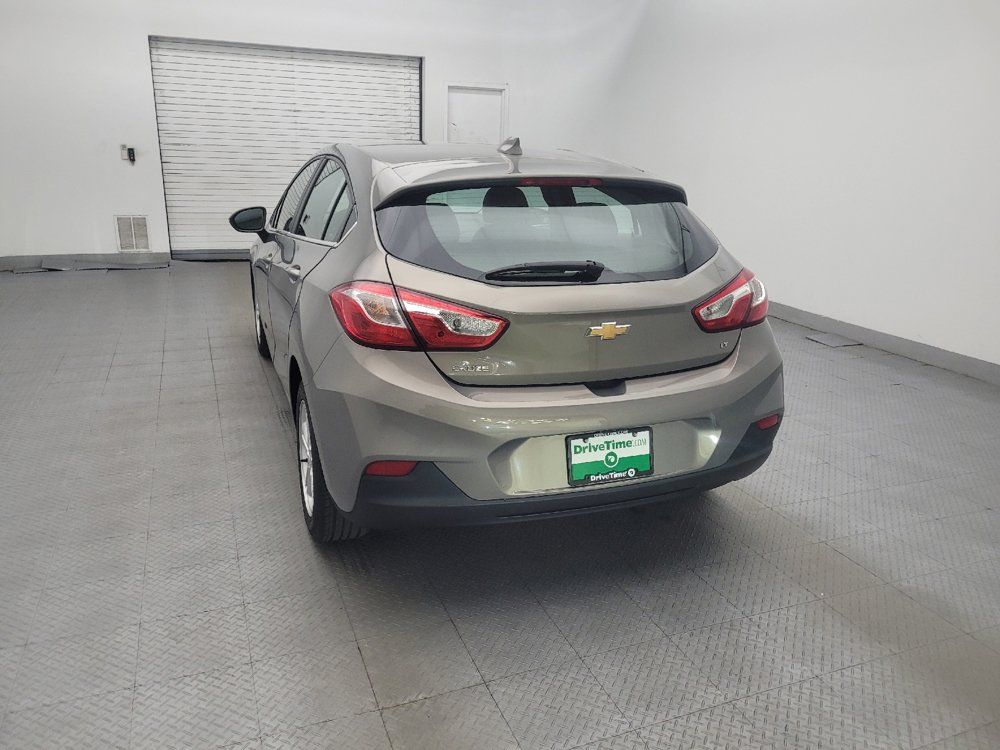 Used 2018 Chevrolet Cruze LT w/ Convenience Package FWD image 6