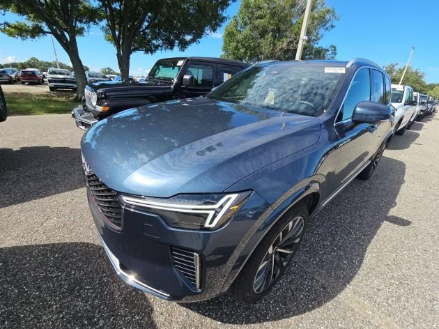 Used 2026 Volvo XC90 B6 Plus AWD/4WD image 1