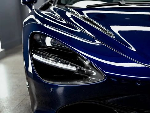 Used 2020 McLaren 720S Spider RWD image 50