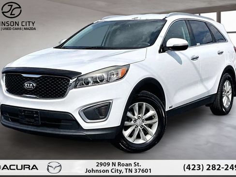 Used 2016 Kia Sorento AWD w/ LX Convenience Package image 1