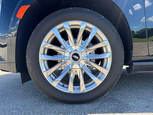 Certified 2024 Cadillac Escalade Premium Luxury w/ Performance Package AWD/4WD image 15
