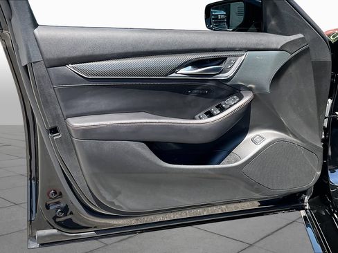 Used 2025 Cadillac CT5 Sport RWD image 21