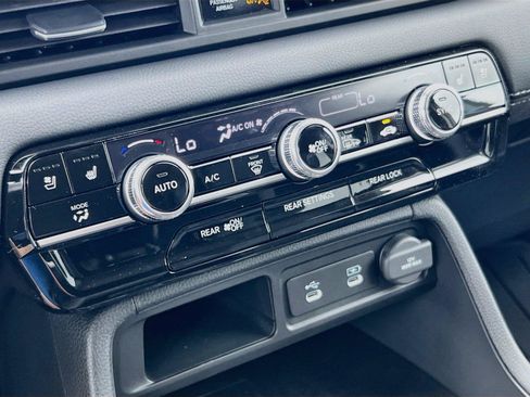 New 2026 Honda Pilot Elite image 9