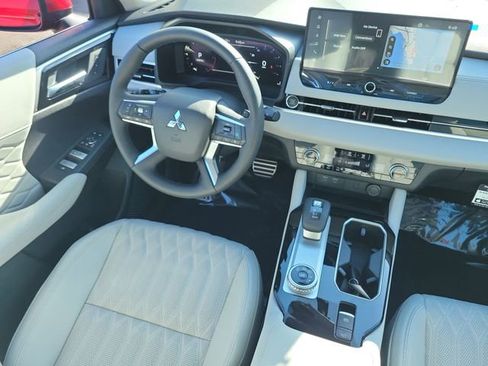 New 2025 Mitsubishi Outlander SEL FWD image 16