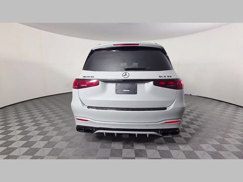 Used 2025 Mercedes-Benz GLS 63 AMG 4MATIC image 38