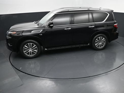 Used 2021 Nissan Armada SL w/ Captain's Chairs Package RWD image 28