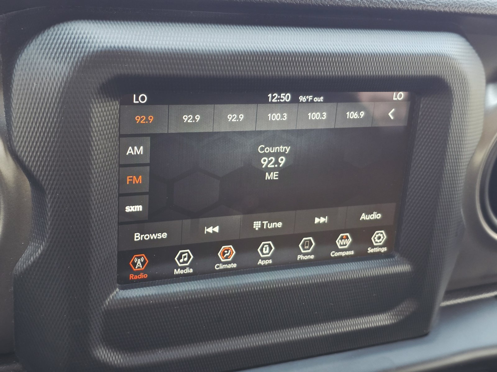 Used 2022 Jeep Wrangler Unlimited Sport AWD/4WD image 22