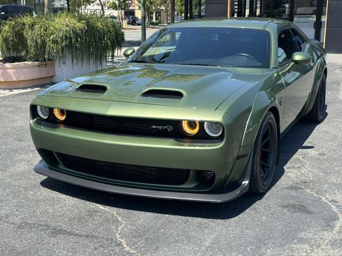 Used 2021 Dodge Challenger SRT Hellcat Redeye RWD image 3