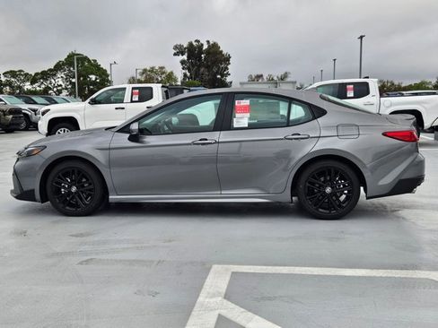 New 2026 Toyota Camry SE image 5