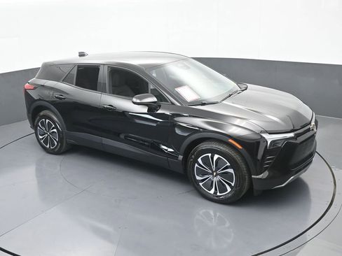 Used 2025 Chevrolet Blazer EV LT image 60