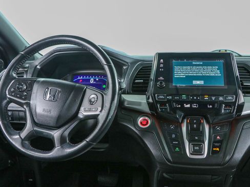 Used 2023 Honda Odyssey Sport image 17