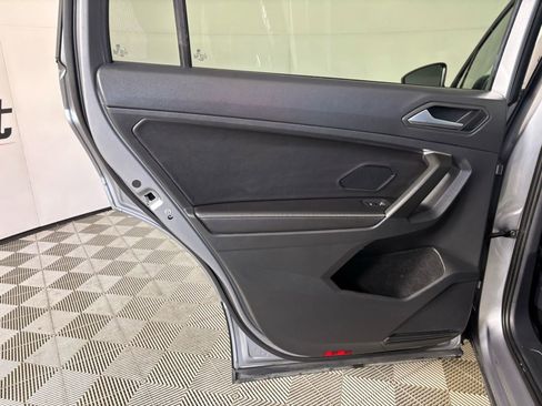 Used 2024 Volkswagen Tiguan S image 18
