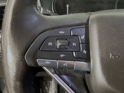 Used 2020 Cadillac XT6 Premium Luxury image 14