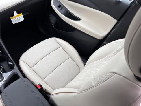 New 2026 Buick Encore GX Avenir w/ Avenir Technology Package image 14