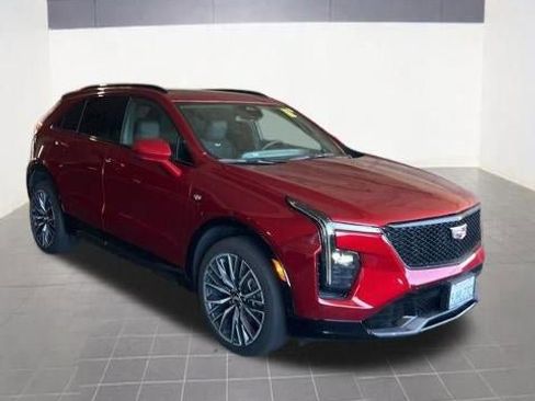 Certified 2024 Cadillac XT4 Sport AWD/4WD image 10