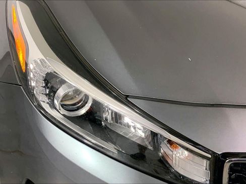 Used 2017 Kia Forte EX FWD image 26