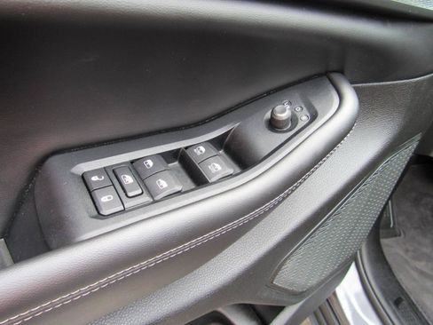 Used 2024 Jeep Grand Cherokee Laredo X AWD/4WD image 16