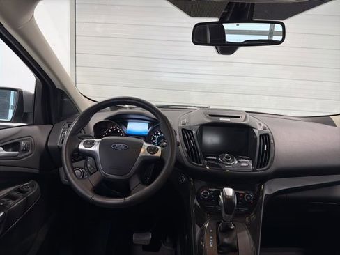 Used 2015 Ford Escape Titanium FWD image 29