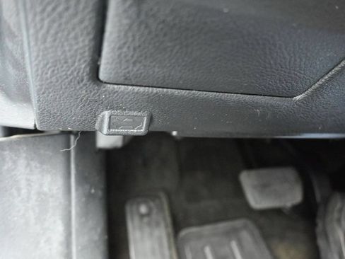 Used 2012 Subaru Outback 2.5i AWD/4WD image 24