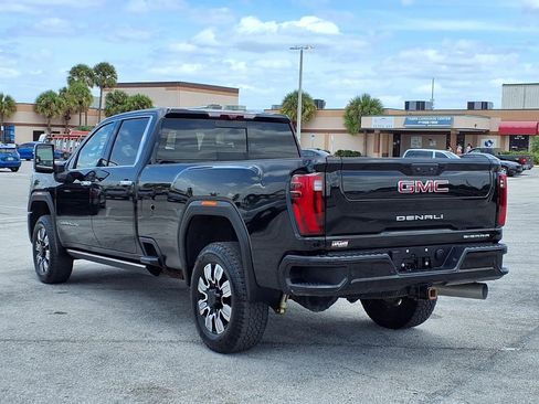 Used 2024 GMC Sierra 3500 Denali w/ Denali Reserve Package AWD/4WD image 5