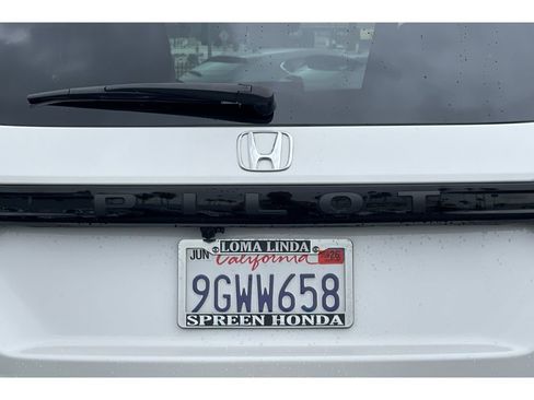 Certified 2023 Honda Pilot EX-L image 17