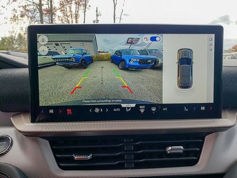 New 2026 Ford Explorer Active w/ Active Comfort Package image 10