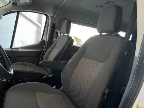 Used 2023 Ford Transit 350 XLT image 22