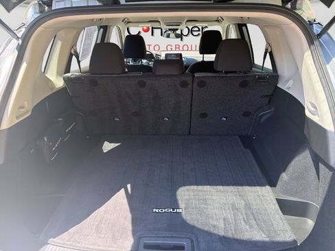 Used 2023 Nissan Rogue SV AWD/4WD image 32