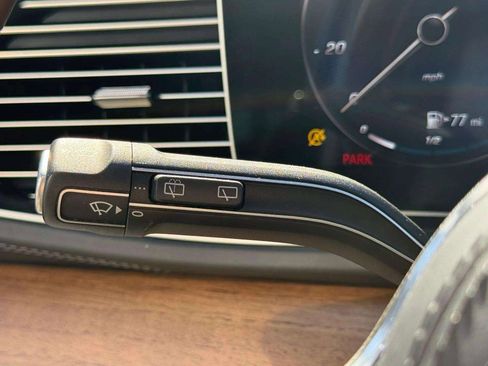 Used 2023 Mercedes-Benz Maybach GLS 600 Maybach GLS 600 image 41