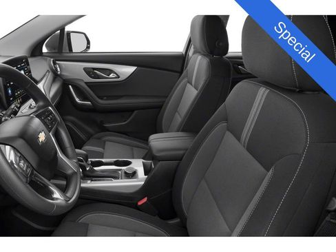 Used 2024 Chevrolet Blazer LT w/ Convenience Package FWD image 43
