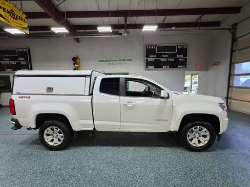 Used 2018 Chevrolet Colorado LT w/ Safety Package AWD/4WD image 5