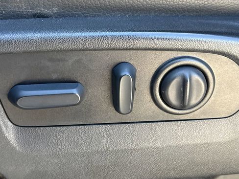 Used 2023 GMC Sierra 2500 Denali w/ Denali Ultimate Package image 22