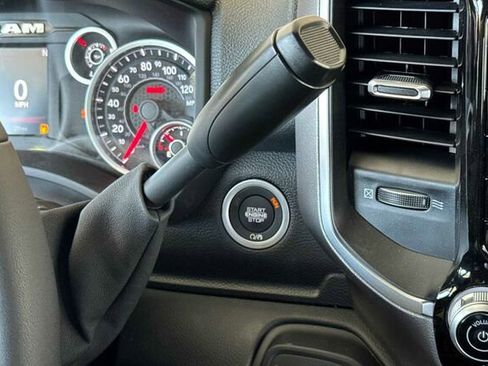 New 2026 RAM 2500 Big Horn AWD/4WD image 18