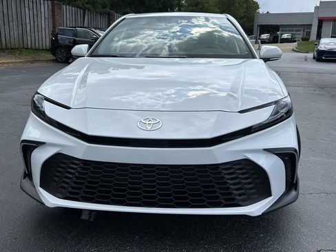 New 2026 Toyota Camry SE FWD image 8